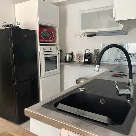 3 Pieces Avec Terrasse Entre Et Centre 아르카숑