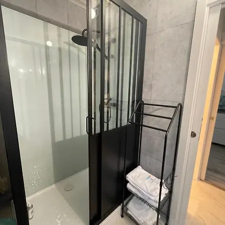 3 Pieces Avec Terrasse Entre Et Centre 아르카숑