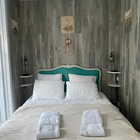 דירה 3 Pieces Avec Terrasse Entre Et Centre *