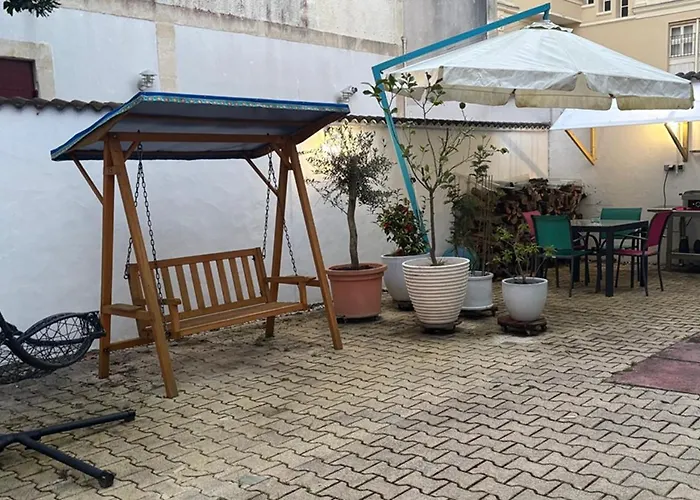 3 Pieces Avec Terrasse Entre Et Centre * Arcachon