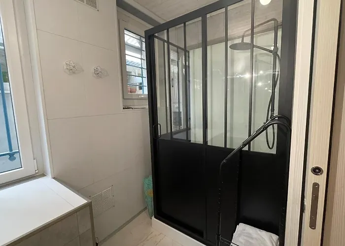 3 Pieces Avec Terrasse Entre Et Centre ארסשון